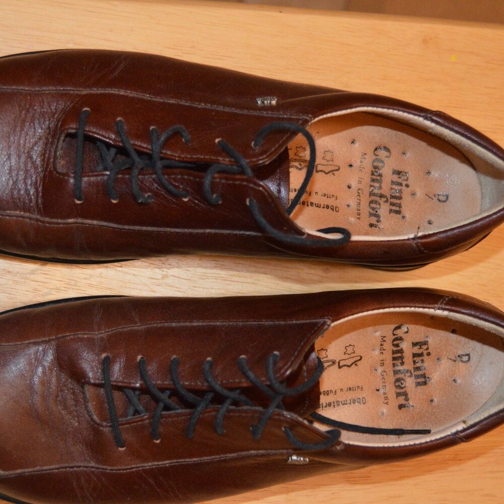 Finn Comfort,  Leather Shoes, Brown.  Womens Size 7